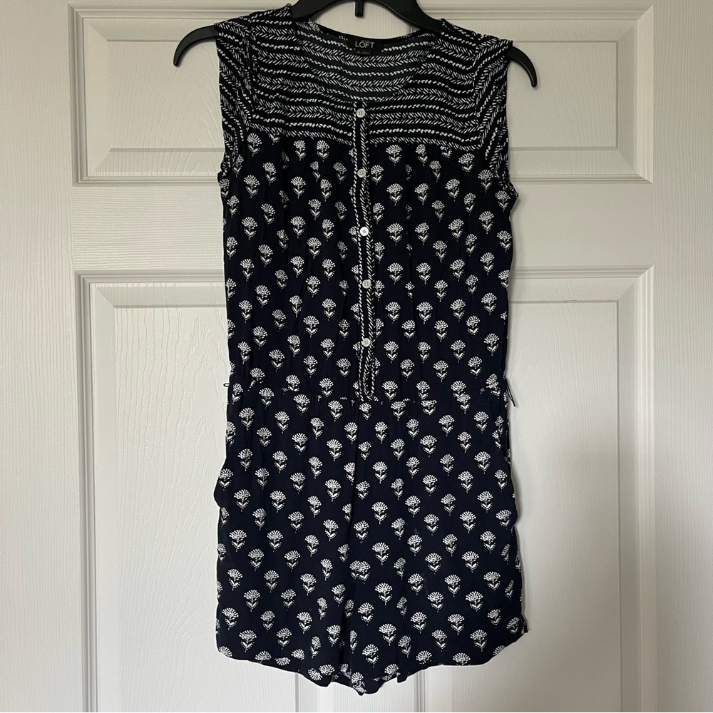 LOFT Navy and White Patterned Sleeveless Romper